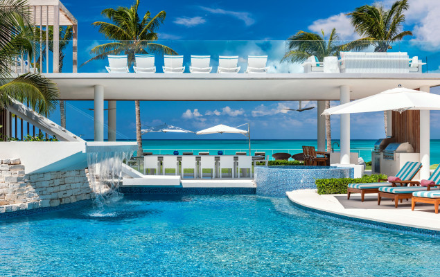 Experience the Luxury of Seven Stars Turks and Caicos