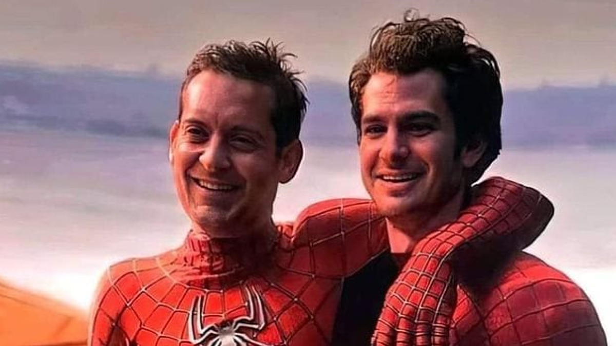 A Comparison of Tobey Maguire and Andrew Garfield as Spiderman