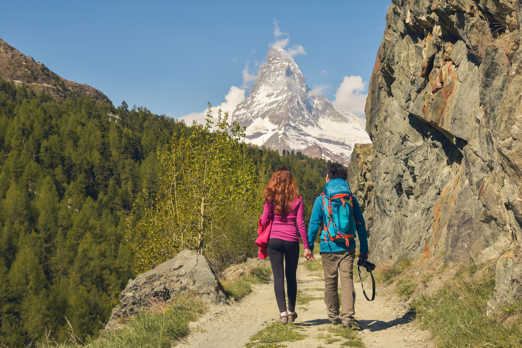 The Best Places to Meet Hiking Singles